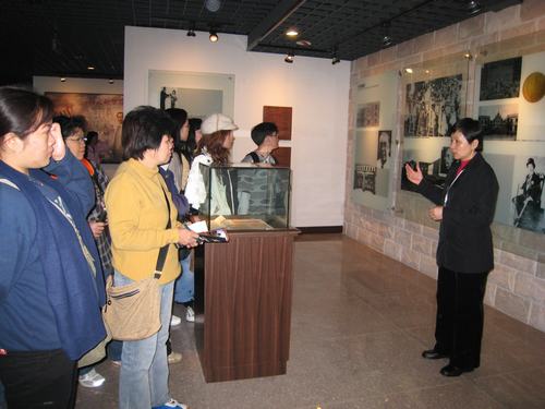 参观华侨博物馆